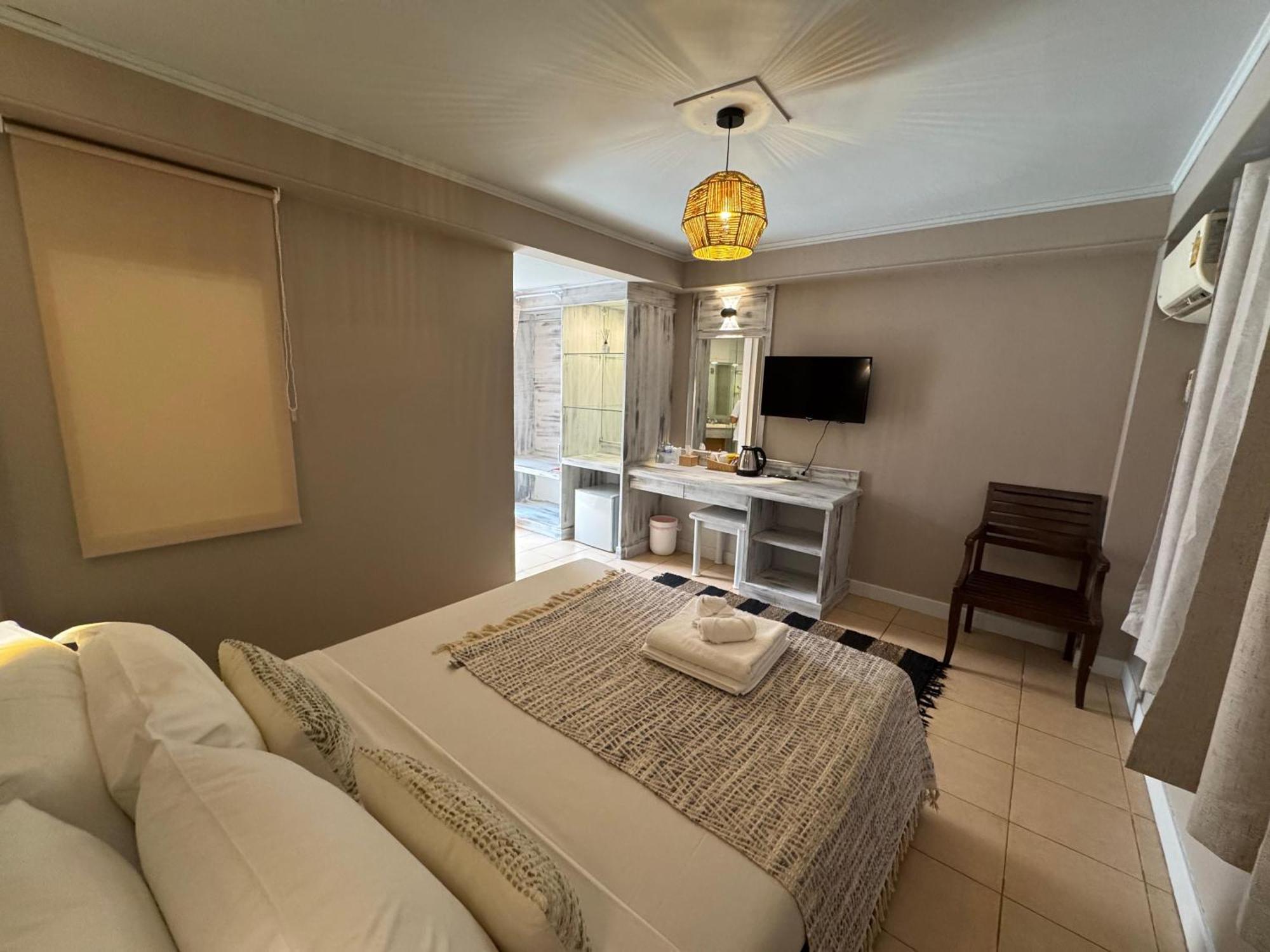 The Taksim Patong Beach Hotel Luaran gambar