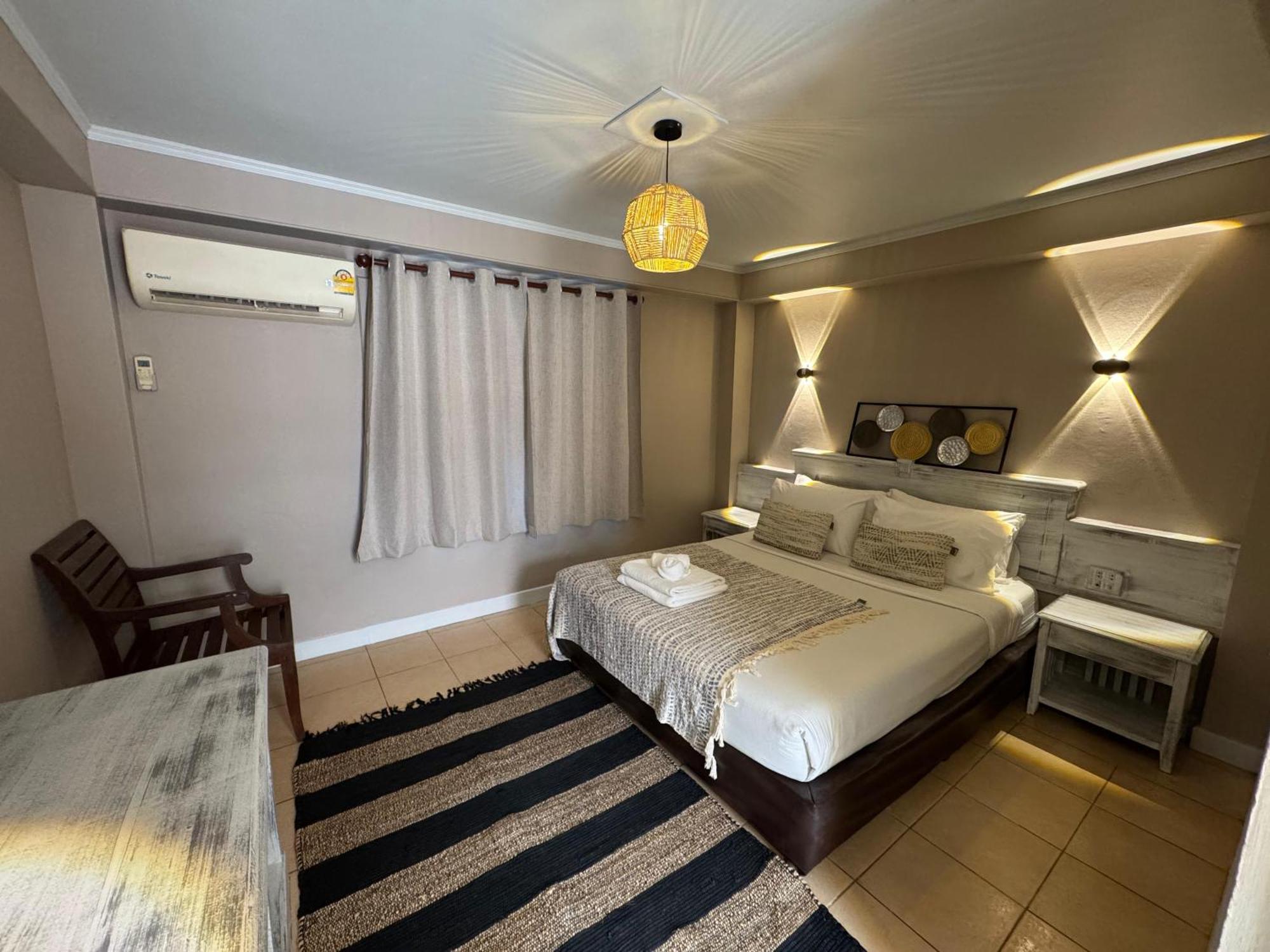 The Taksim Patong Beach Hotel Luaran gambar